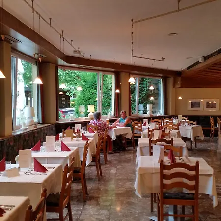 Der Schuetthof 3*